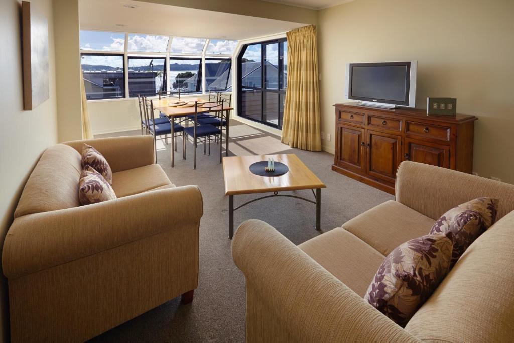 Pioneer Waterfront Apartments Paihia Room photo