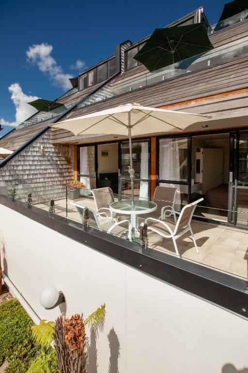 Pioneer Waterfront Apartments Paihia Exterior photo
